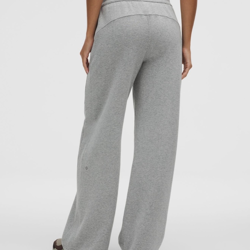 Scuba Mid-Rise Wide-Leg Pant (Heather Core Medium Grey) - Picture 11 of 14
